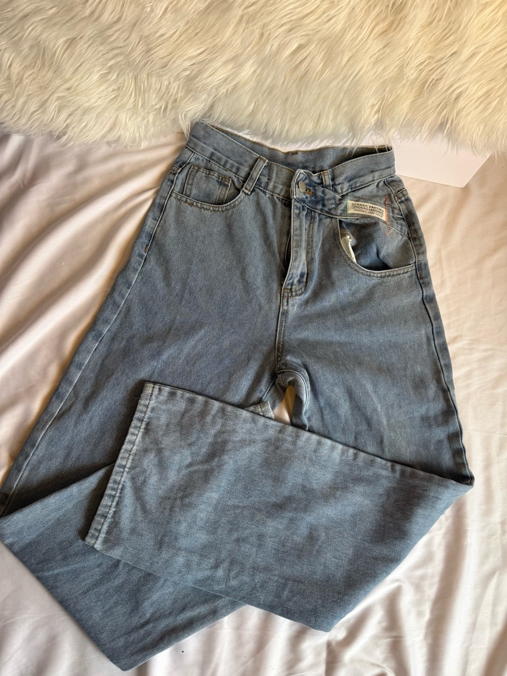High-Rise Light Blue Women’s Jeans